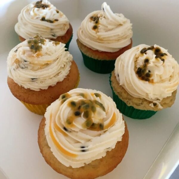 vegan passionfruit cupcakes