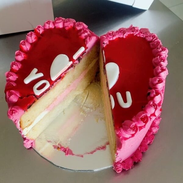 Vegan love heart cake in Melbourne