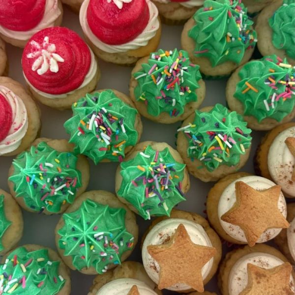 Mini Christmas Cupcakes - Image 2